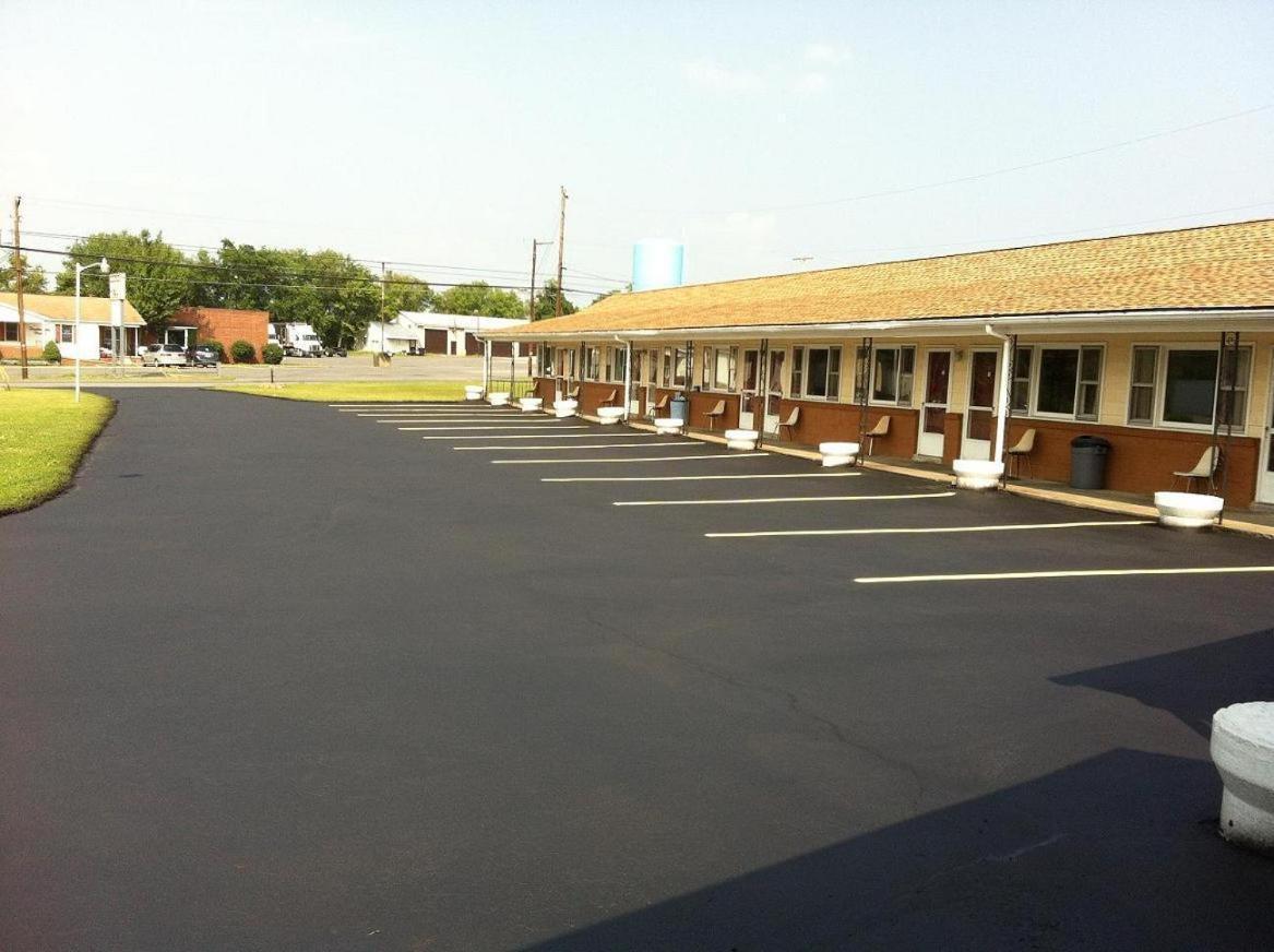 Budget Inn Mifflintown المظهر الخارجي الصورة